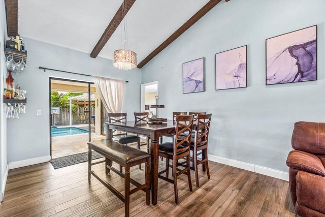 1352 Wyndcliff Drive, Wellington, FL 33414