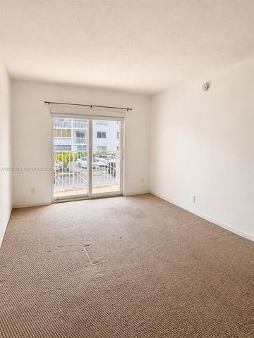 240 Galen Drive 214, Key Biscayne, FL 33149