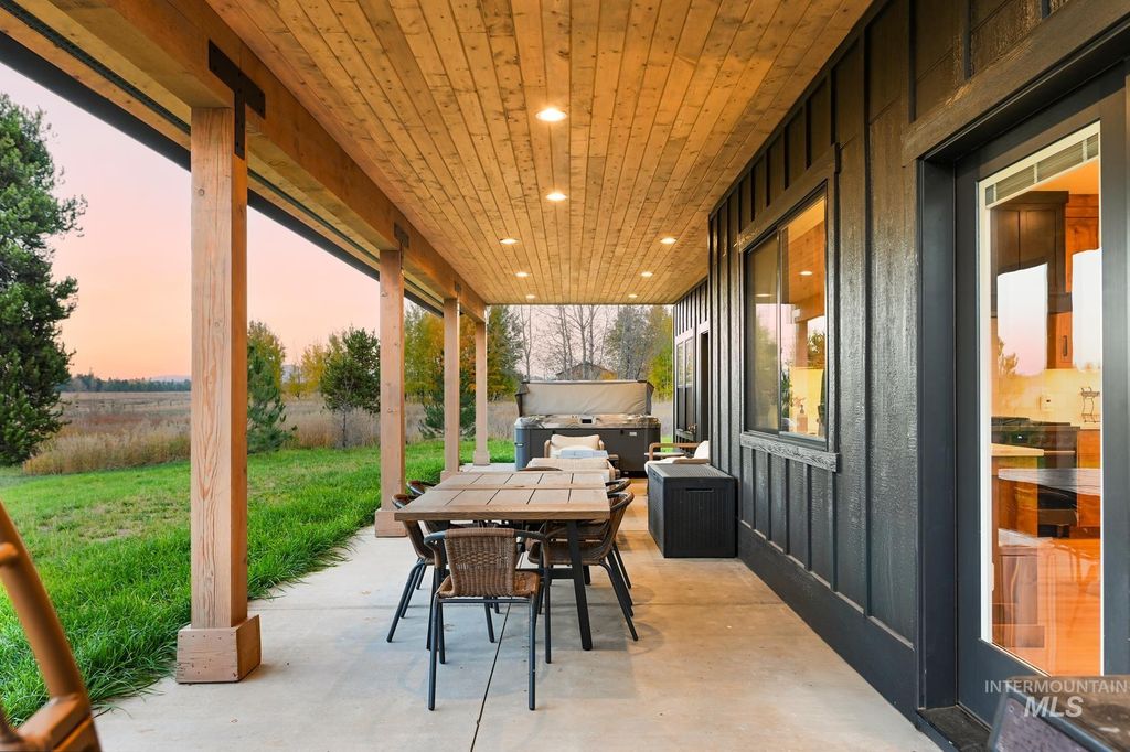 201 W Jug Road, McCall, ID 83638 photo 8