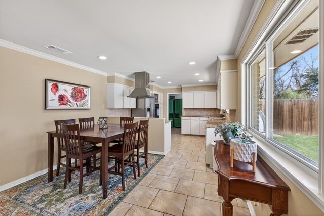 5731 Lovers Lane, Shreveport, LA 71105