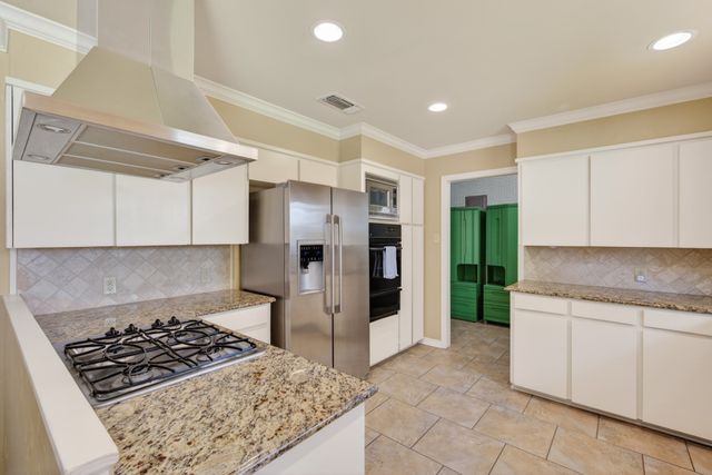 5731 Lovers Lane, Shreveport, LA 71105