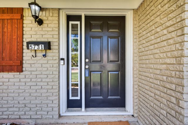 5731 Lovers Lane, Shreveport, LA 71105