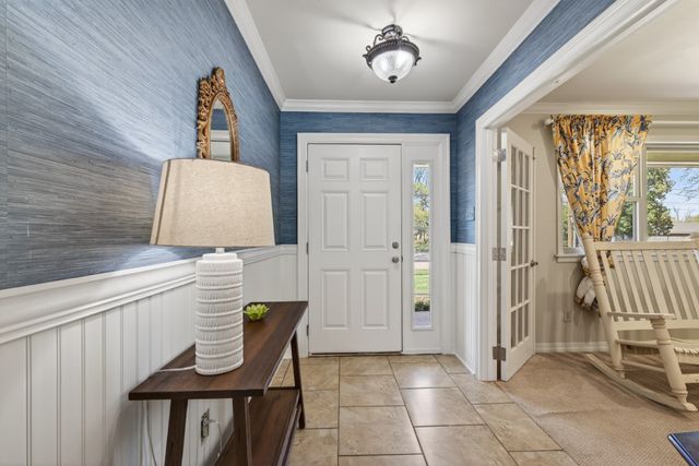 5731 Lovers Lane, Shreveport, LA 71105