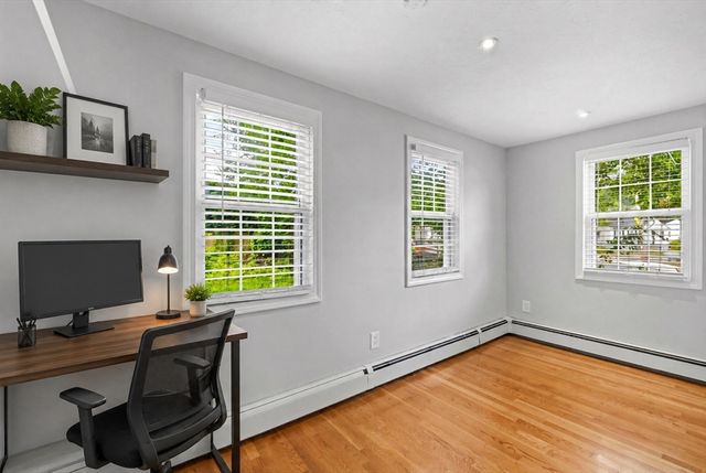 1 Gwinnett St, Boston, MA 02136