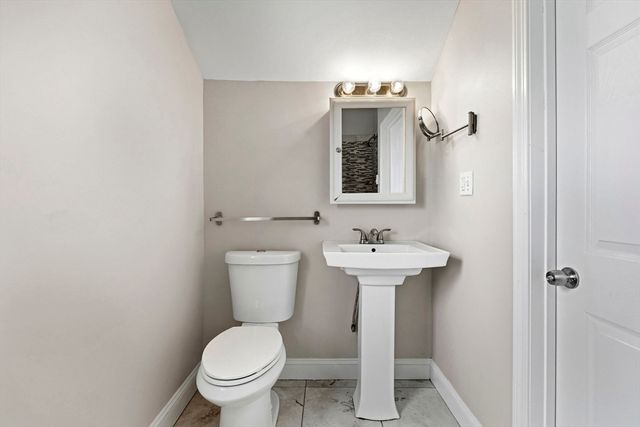 1 Gwinnett St, Boston, MA 02136