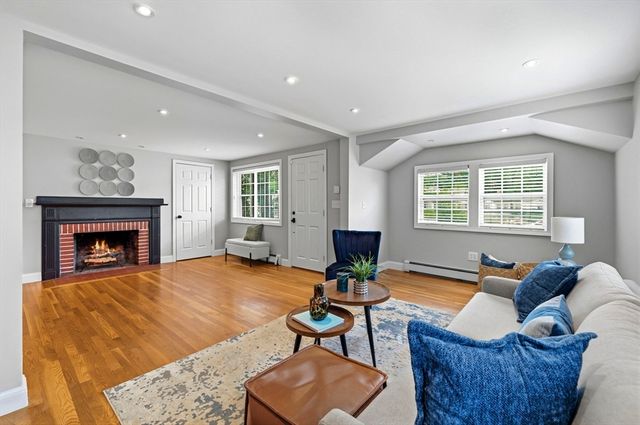 1 Gwinnett St, Boston, MA 02136