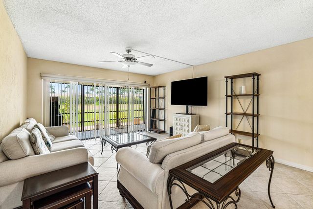 5054 Golfview Court 1514, Delray Beach, FL 33484
