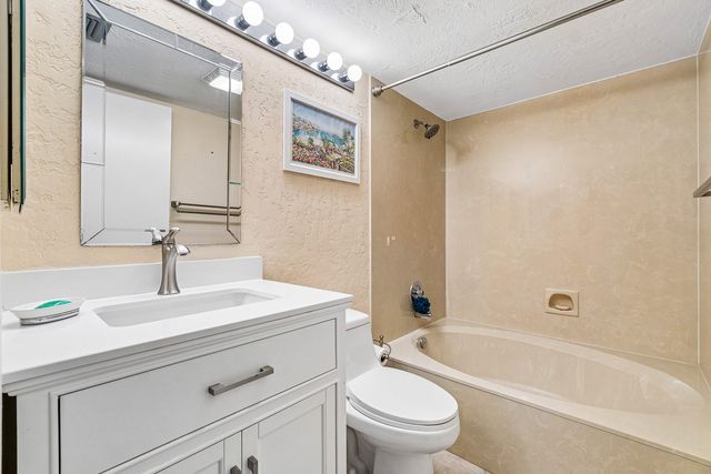 5054 Golfview Court 1514, Delray Beach, FL 33484