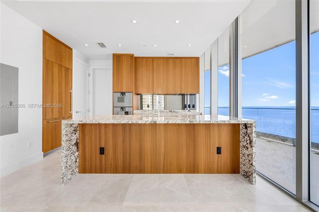 175 SE 25 Road 1203, Miami, FL 33129