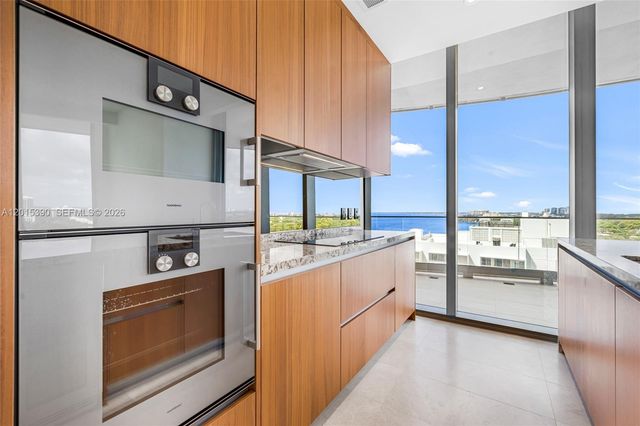 175 SE 25 Road 1203, Miami, FL 33129