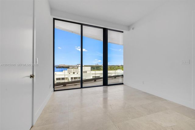 175 SE 25 Road 1203, Miami, FL 33129