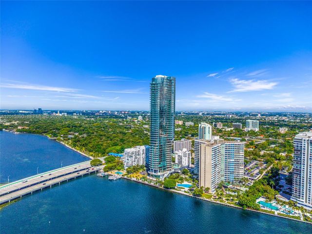 175 SE 25 Road 1203, Miami, FL 33129
