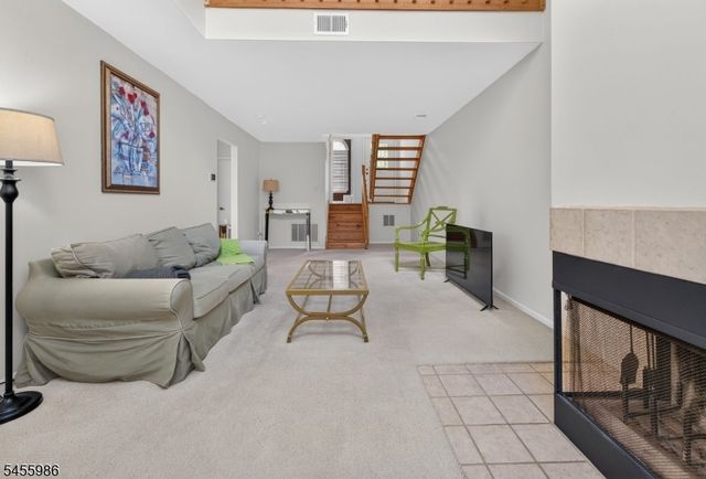 46 Haverhill Ct, Montgomery Twp., NJ 08540