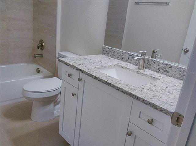 1562 SCHAUB AVENUE, Orange City, FL 32763