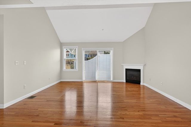 54 Westminster Drive 54, Marlborough, MA 01754