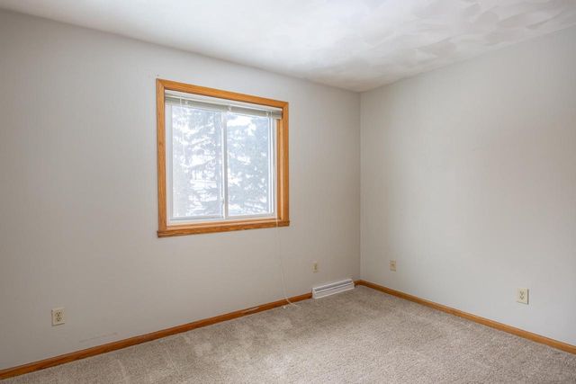 N9689 GINA DRIVE, Appleton, WI 54915