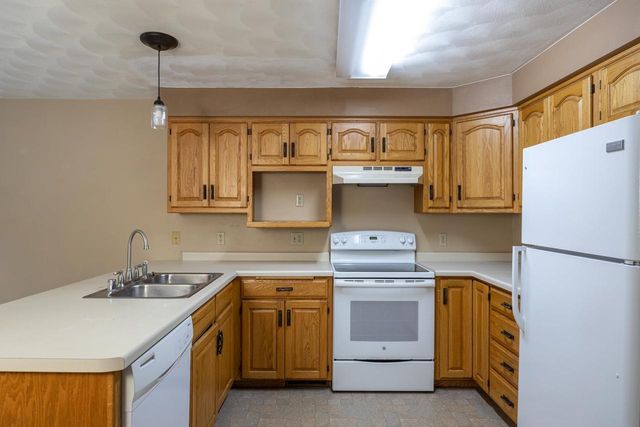 N9689 GINA DRIVE, Appleton, WI 54915