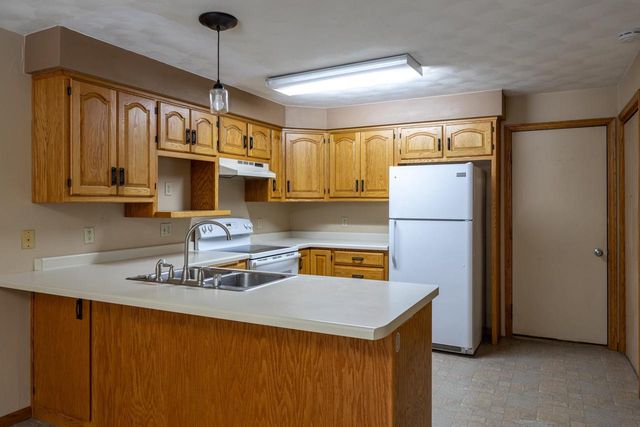 N9689 GINA DRIVE, Appleton, WI 54915