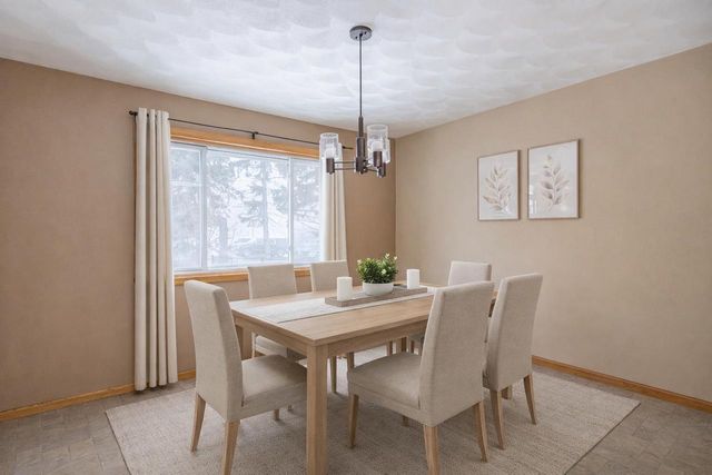 N9689 GINA DRIVE, Appleton, WI 54915