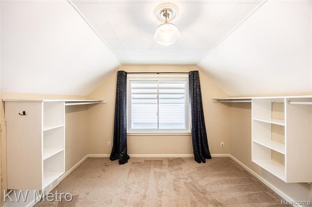 1316 Lyons Avenue, Royal Oak, MI 48073