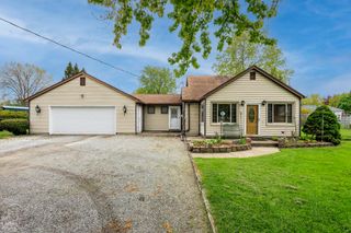 17346 Common Road, Roseville, MI 48066