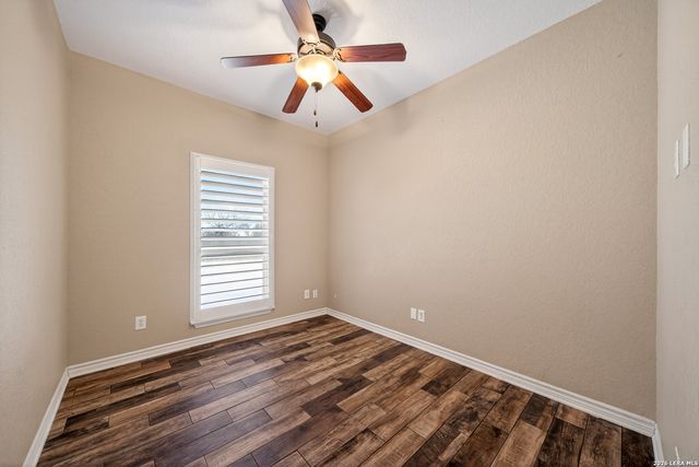 7033 Robin Hood Way, Schertz, TX 78154