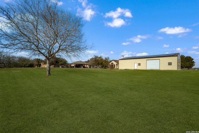 7033 Robin Hood Way, Schertz, TX 78154