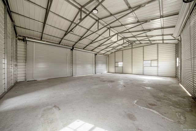 7033 Robin Hood Way, Schertz, TX 78154