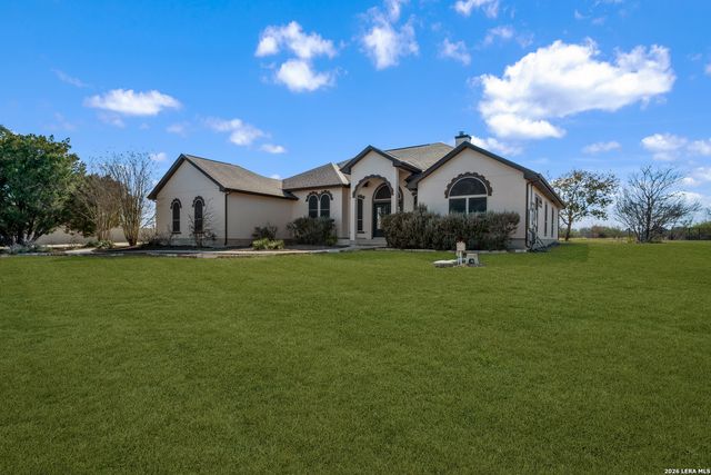 7033 Robin Hood Way, Schertz, TX 78154