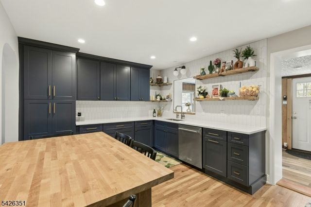 128 Gallows Hill Rd, Cranford Twp., NJ 07016