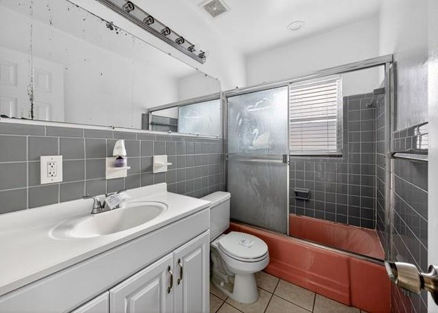 124 Almar Drive, Wilton Manors, FL 33334