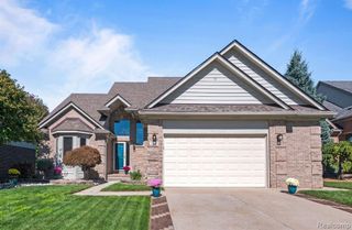 21489 Chadbury Court, Macomb, MI 48044