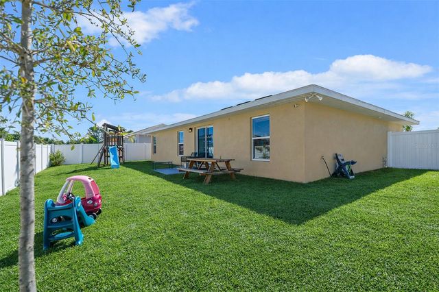 305 FERN COURT, Kissimmee, FL 34759