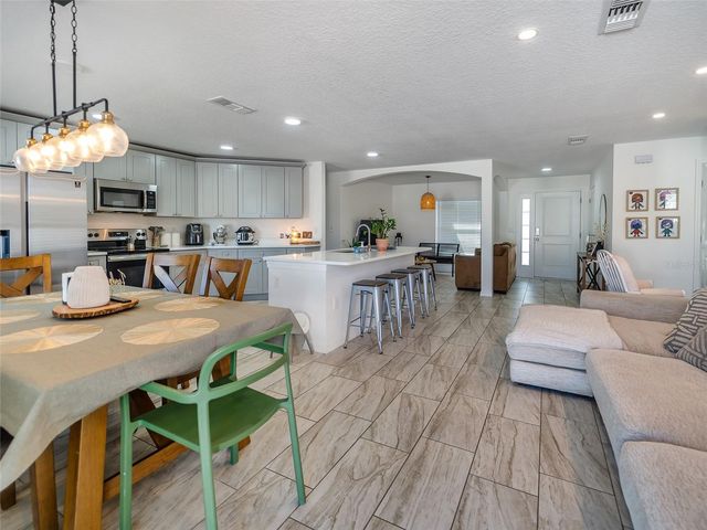 305 FERN COURT, Kissimmee, FL 34759