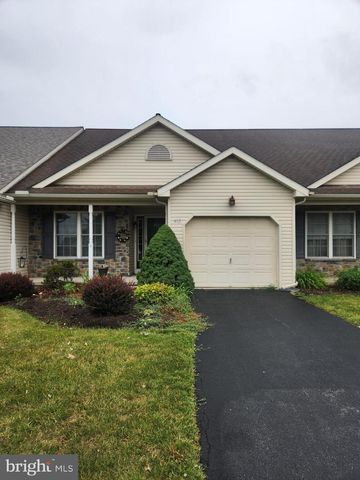 413 THRUSH DR, Manheim, PA 17545