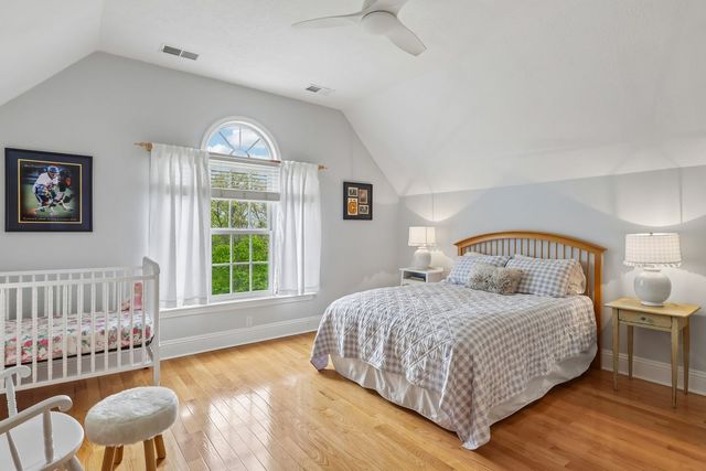 2208 S Villa DRIVE, Hampton, PA 15044