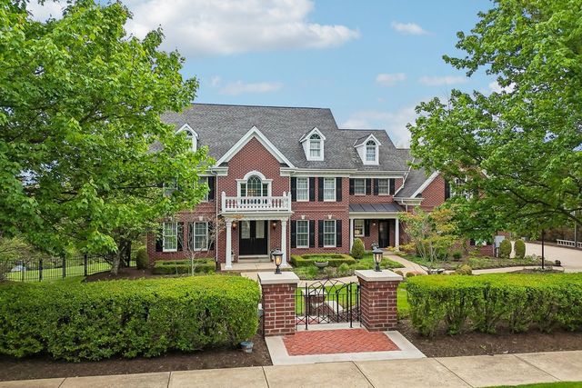 2208 S Villa DRIVE, Hampton, PA 15044