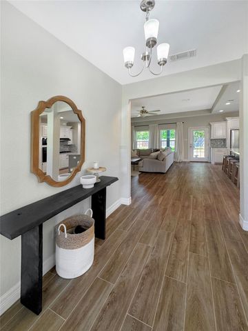 214 N Mahan, Richwood, TX 77531