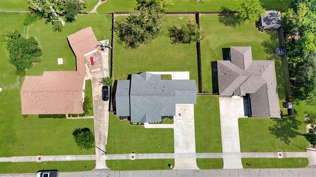 214 N Mahan, Richwood, TX 77531