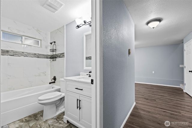 15512 119th Avenue Ct E, Puyallup, WA 98374