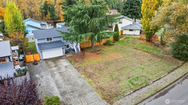 15512 119th Avenue Ct E, Puyallup, WA 98374