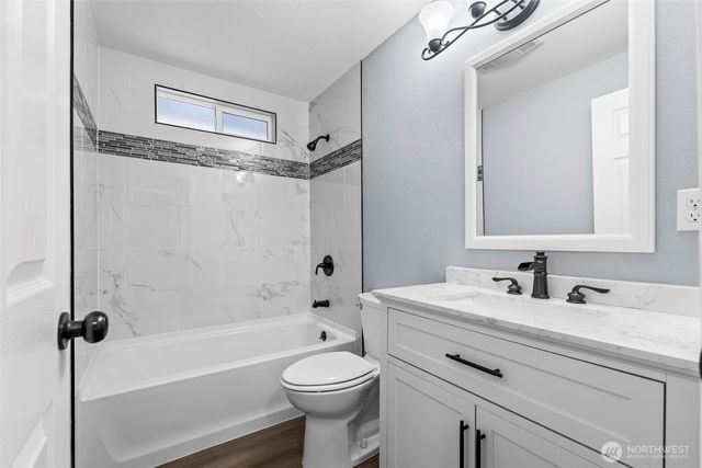 15512 119th Avenue Ct E, Puyallup, WA 98374