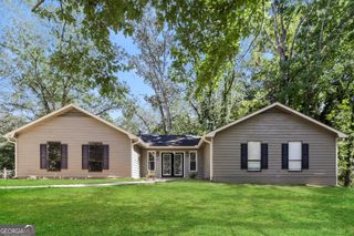115 Poplar Way, Fayetteville, GA 30214