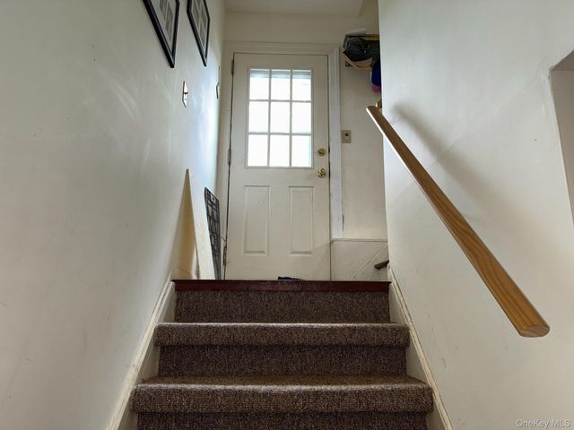 37 Eimer Street, Tappan, NY 10983
