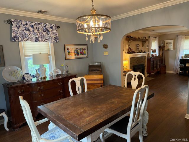 37 Eimer Street, Tappan, NY 10983