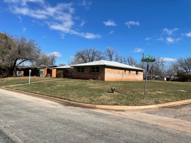 915 Westwood Drive, Abilene, TX 79603