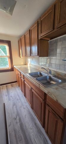 51 Cutler St 3, Worcester, MA 01604