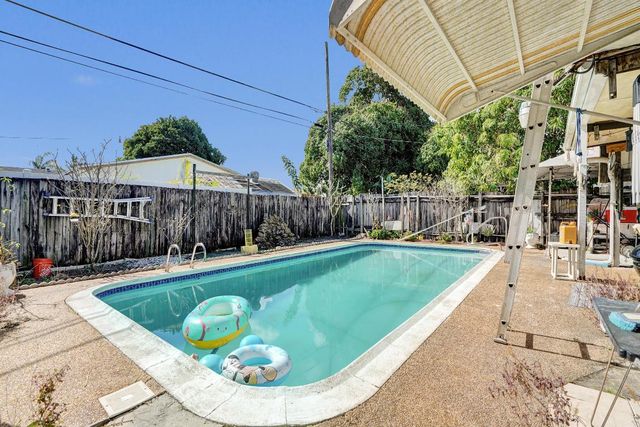 640 NE 24th Street, Pompano Beach, FL 33064