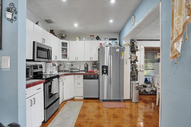 640 NE 24th Street, Pompano Beach, FL 33064