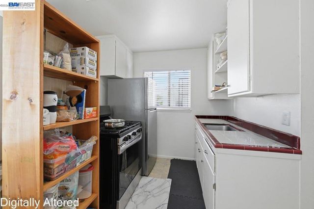 1617 Pacific Ave, San Leandro, CA 94577